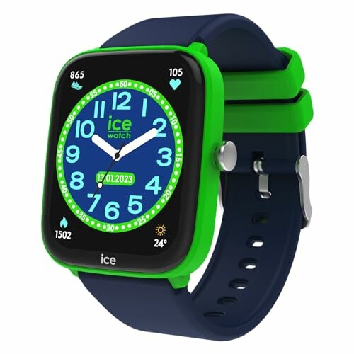 Montre intelligente Ice Watch bleue et verte avec affichage numérique.