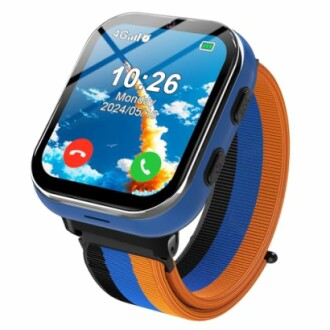 Montre intelligente avec bracelet coloré affichant l'heure et la date